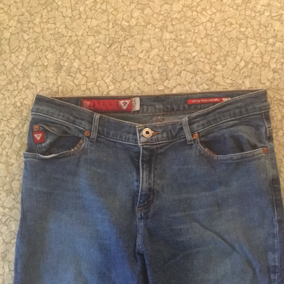 Guess Stretch Jeans - Picture 2 of 8